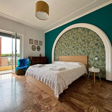 벤티밀리아 Casa Cele Centro Citta Vista Mare 아파트 외부 사진