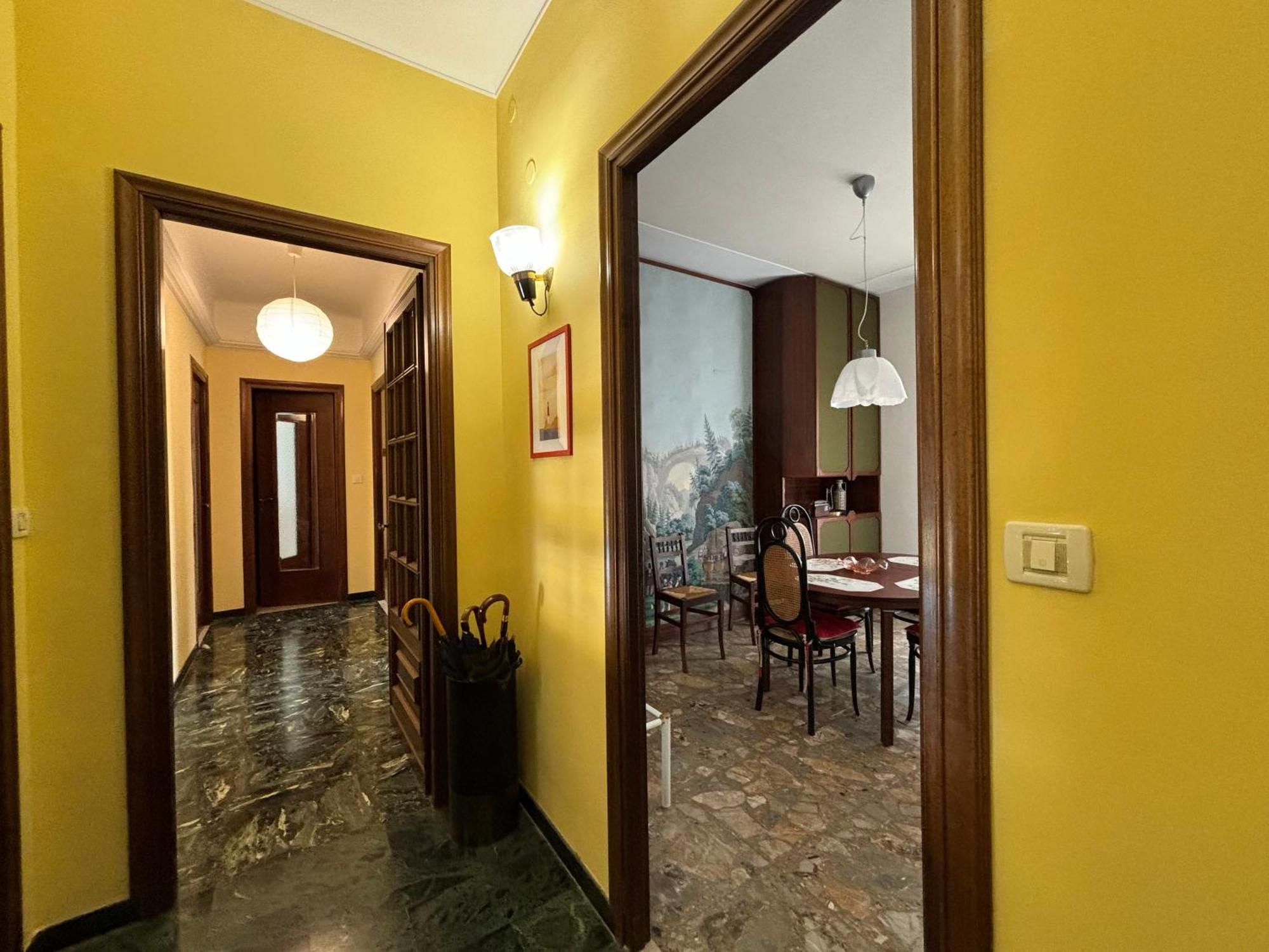 벤티밀리아 Casa Cele Centro Citta Vista Mare 아파트 외부 사진