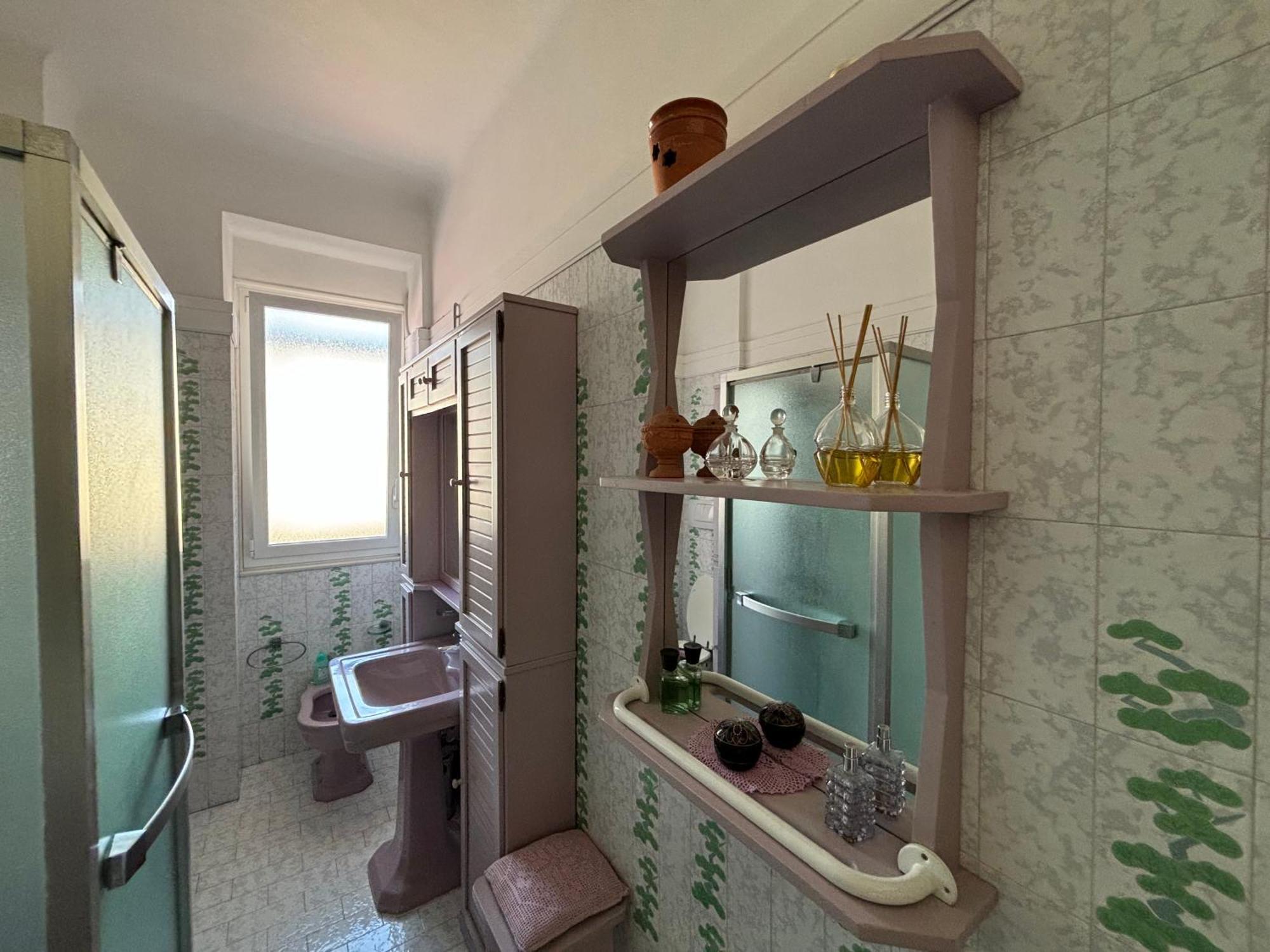 벤티밀리아 Casa Cele Centro Citta Vista Mare 아파트 외부 사진